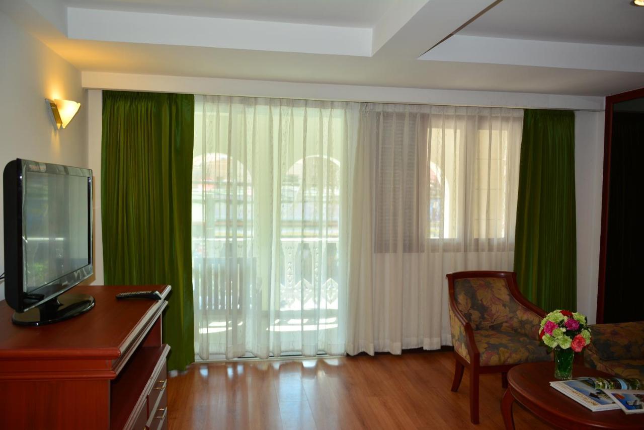 Pride Beach Resort - Adults Only Patong 외부 사진