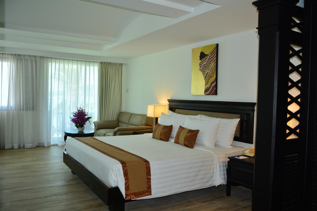 Pride Beach Resort - Adults Only Patong 외부 사진