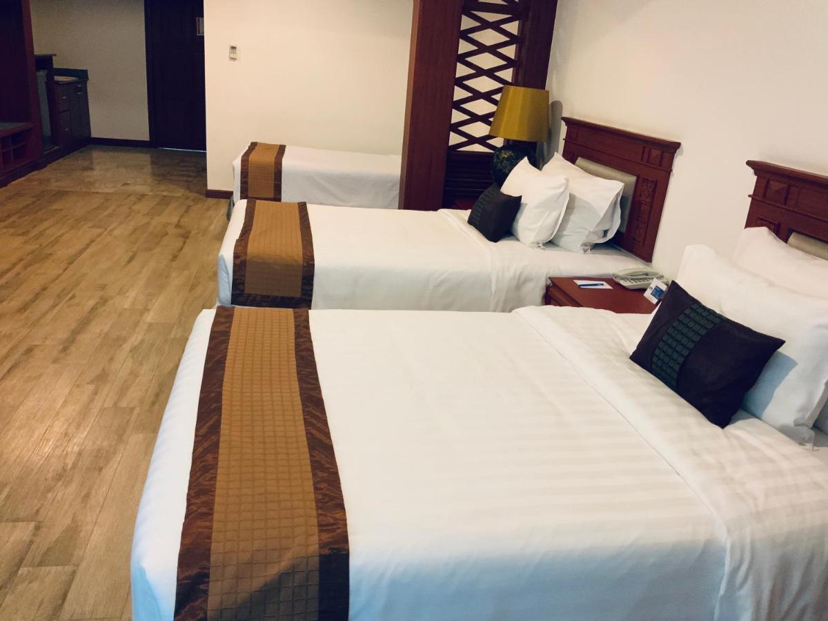 Pride Beach Resort - Adults Only Patong 외부 사진